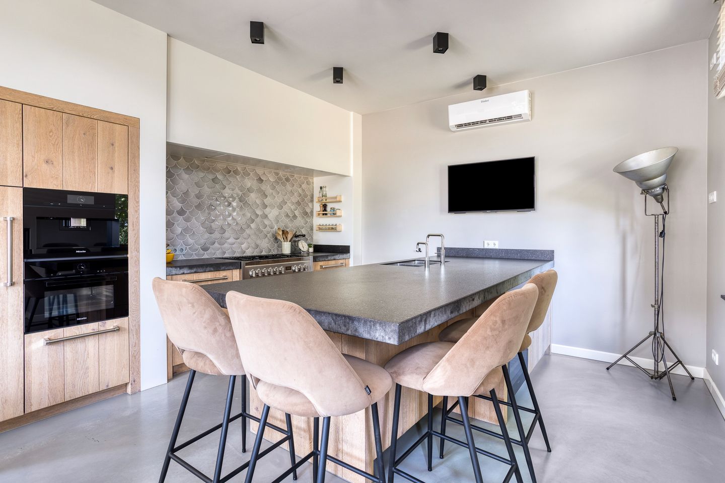 Foto 19 van Oud Ferdinandusdijk 7