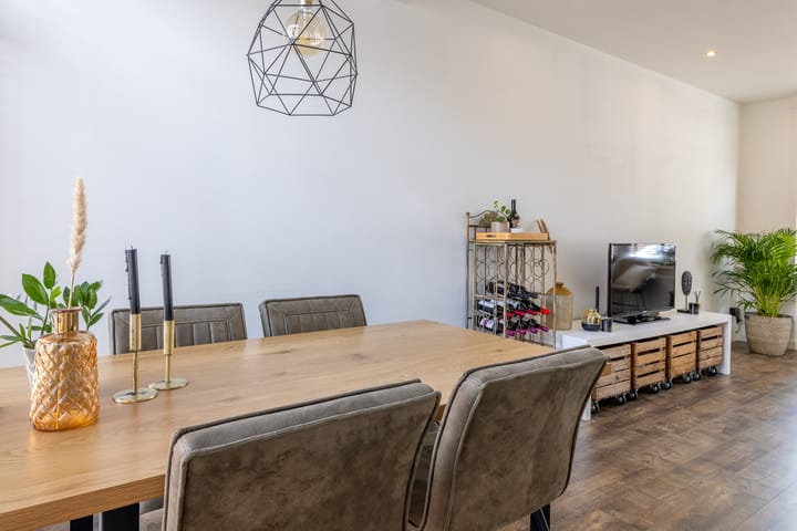 Foto 17 van Brinkstraat 136