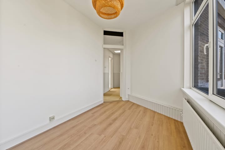 Foto 22 van Burgersdijkstraat 8