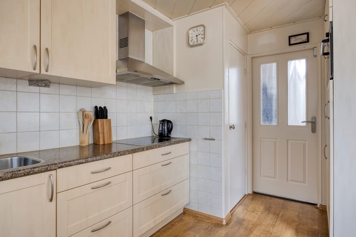 Photo 13 of Christinestraat 12