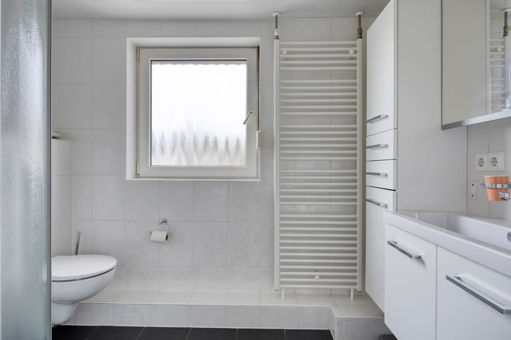 Photo 20 of Christinestraat 12