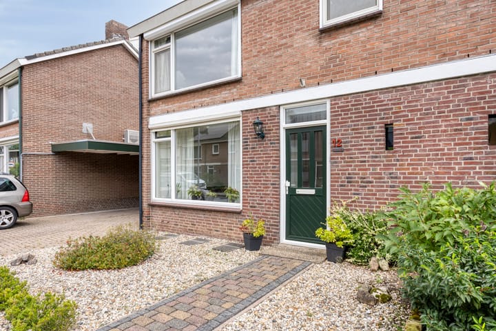 Photo 35 of Christinestraat 12