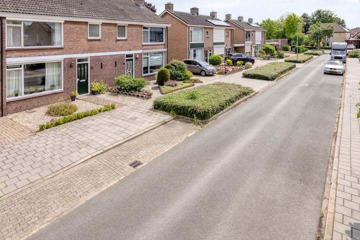 Photo 39 of Christinestraat 12