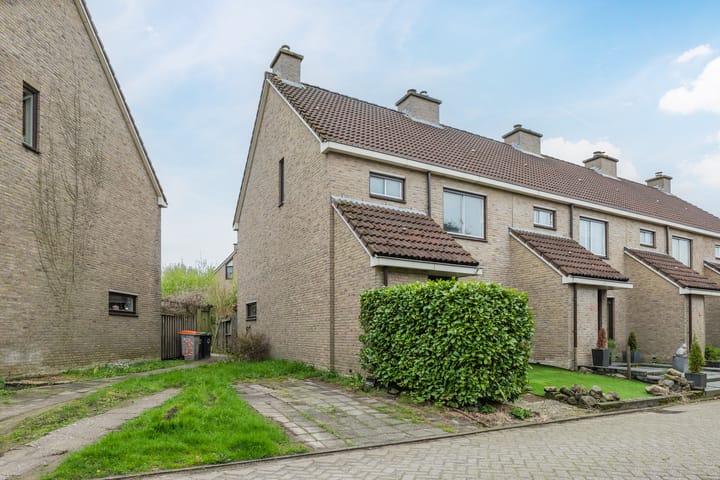 Foto 2 van Voorhuis 13