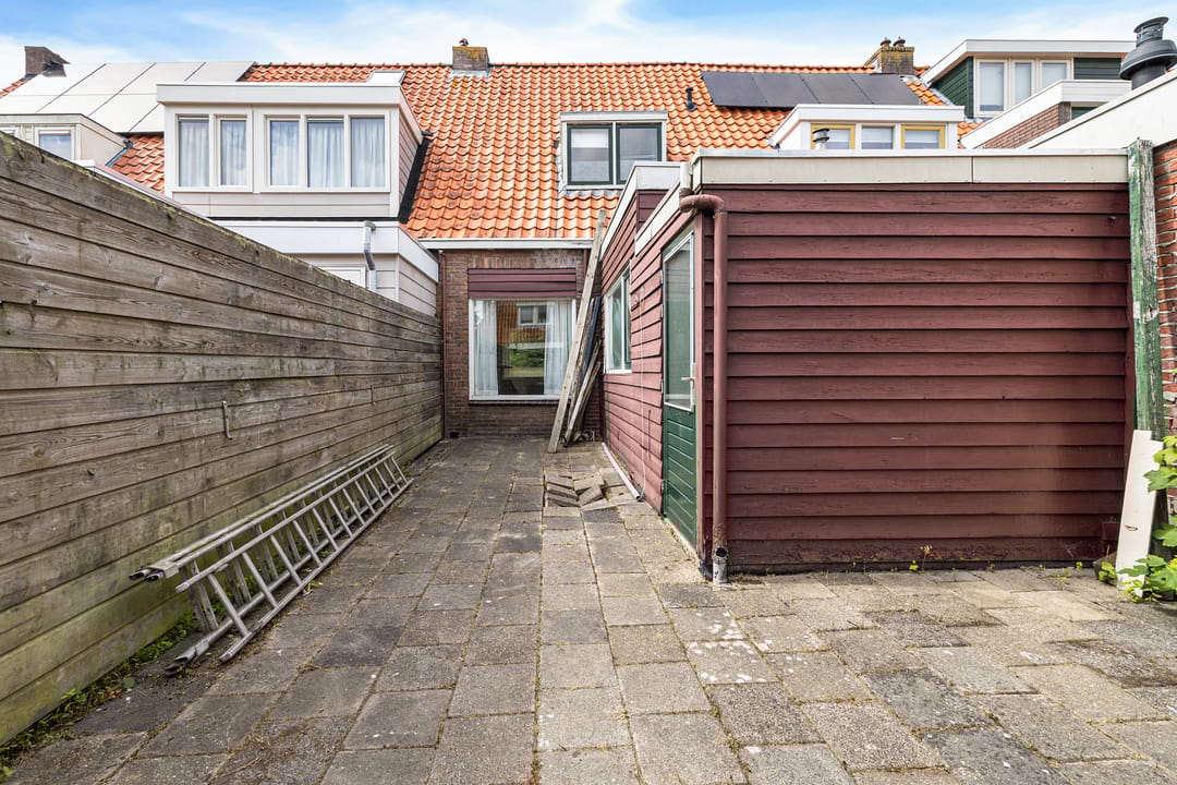 Photo 22 of Wassenberghstraat 8