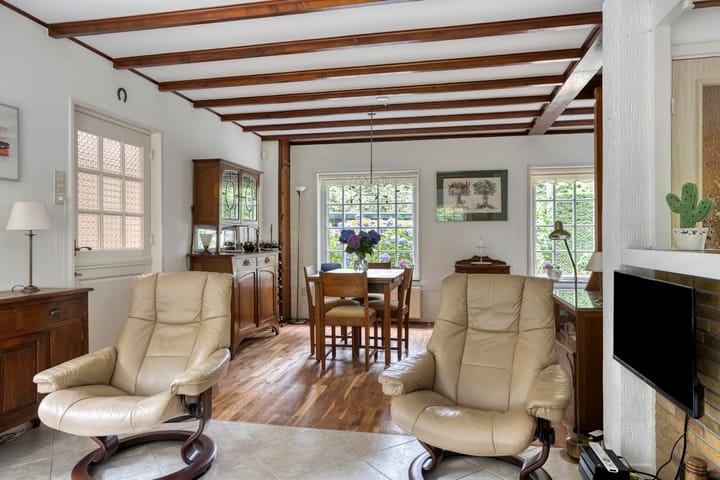 Foto 7 van Lariksweg 12