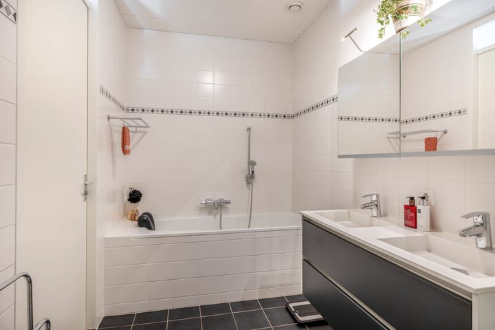 Foto 33 van Lombok 56