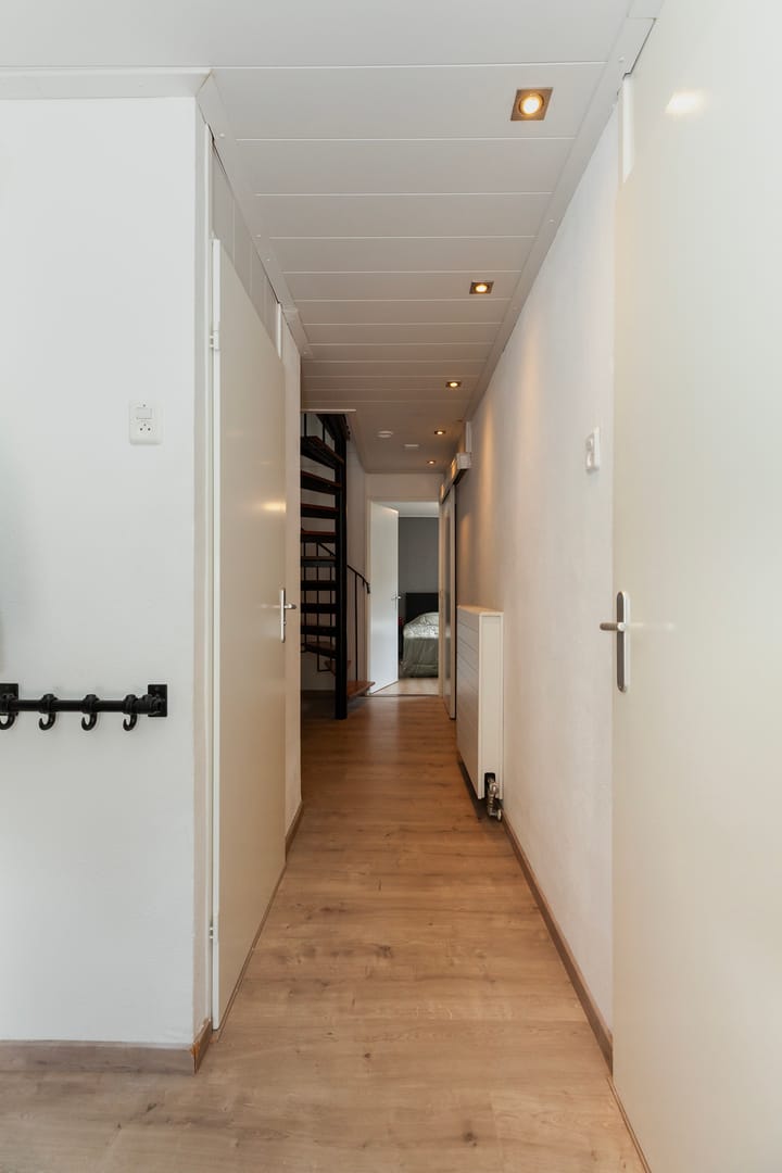 Photo 5 of Johan Willem Frisolaan 8