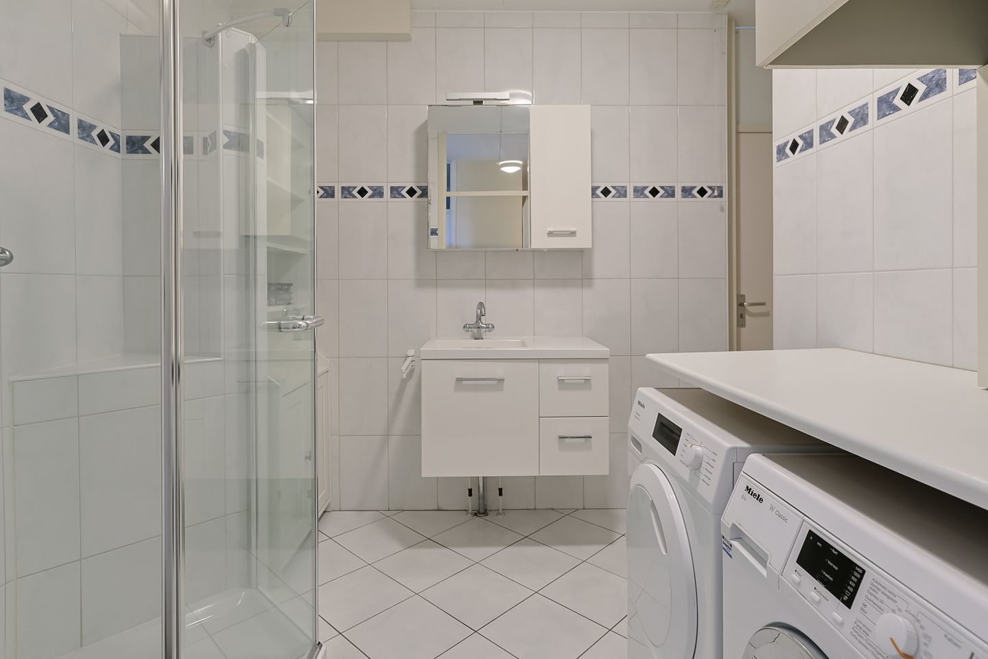 Photo 35 of Aïdaplein 148