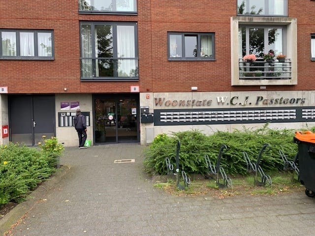 Foto 1 van Karavaanstraat 94