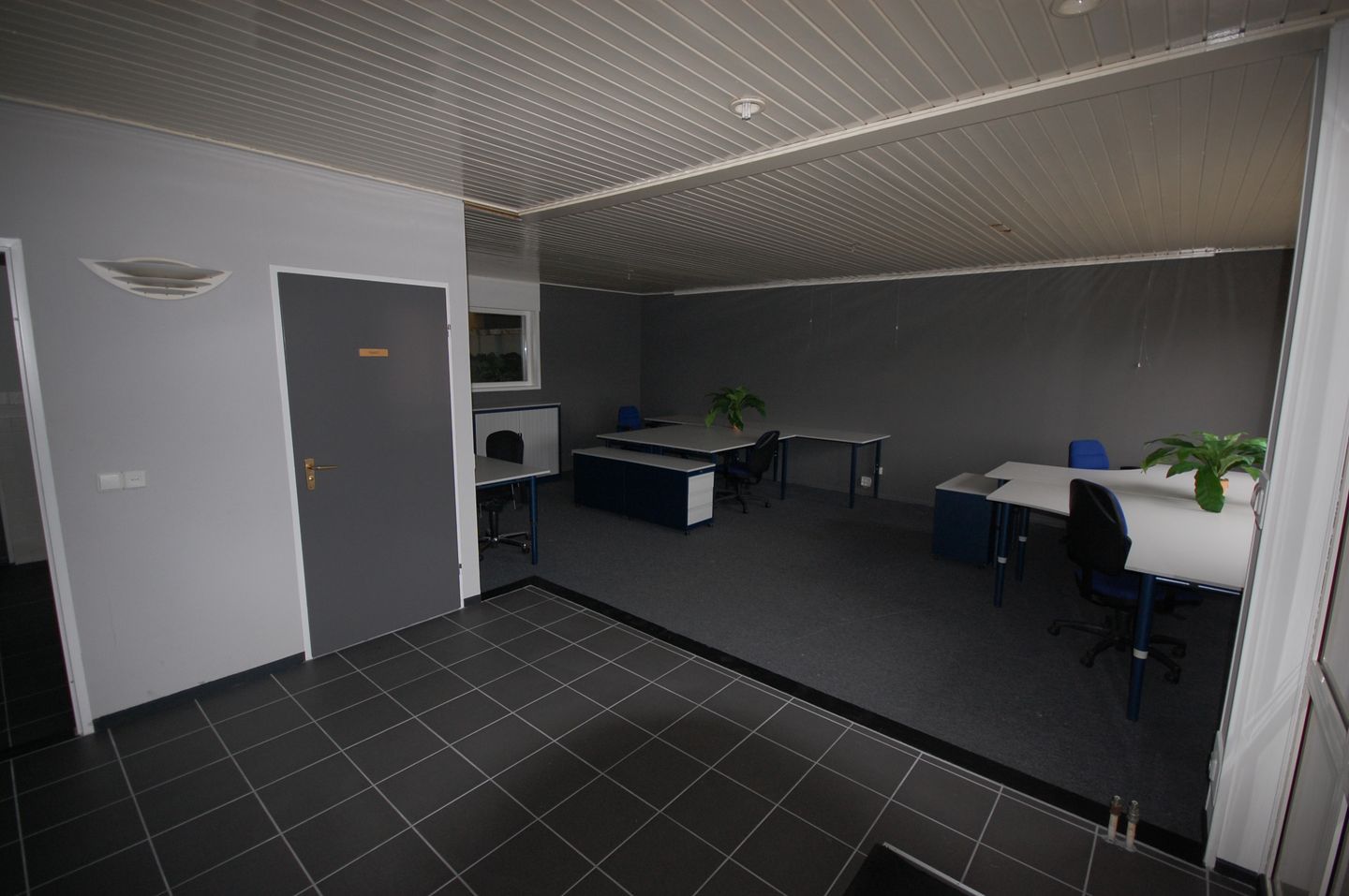 View photo 3 of Watermanstraat 28