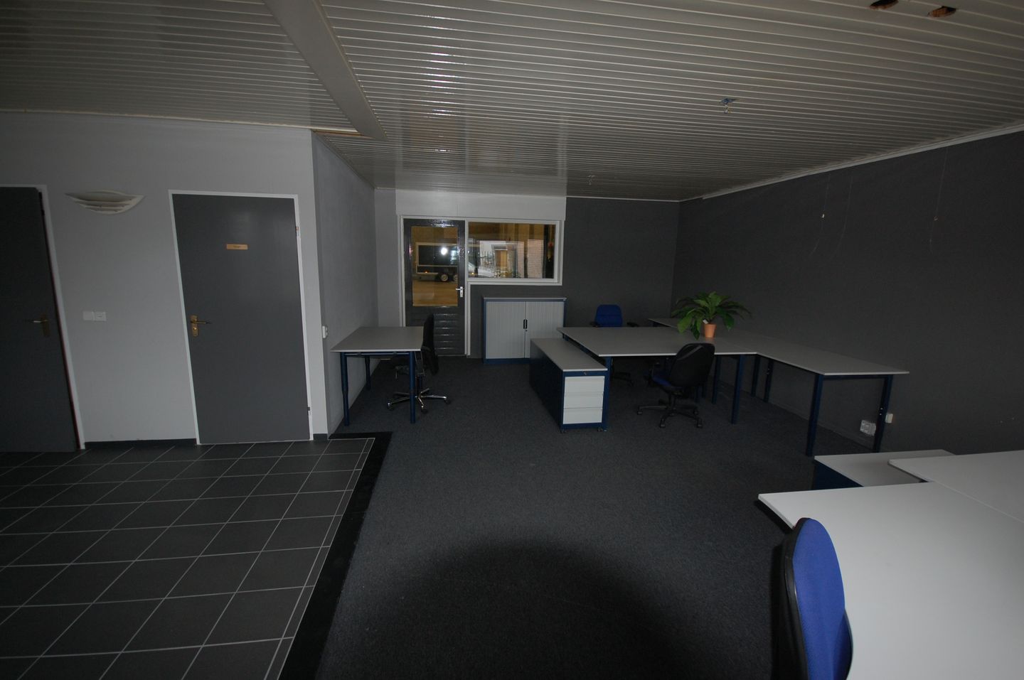 View photo 4 of Watermanstraat 28