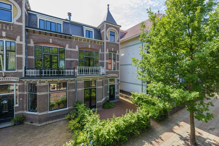 Photo 2 of Wilhelminapark 31