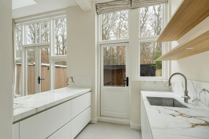 Photo 18 of Wilhelminapark 31