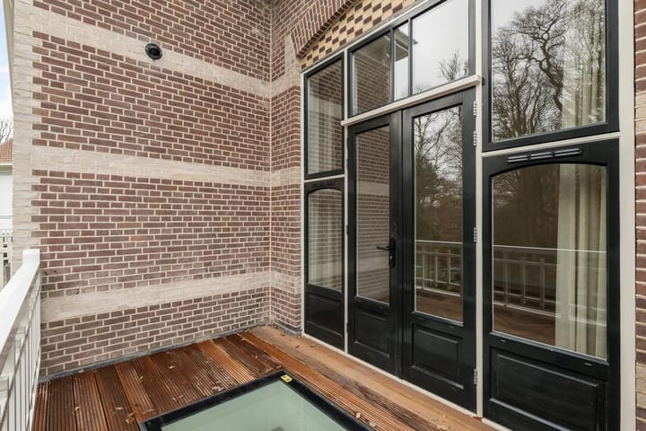 Photo 27 of Wilhelminapark 31