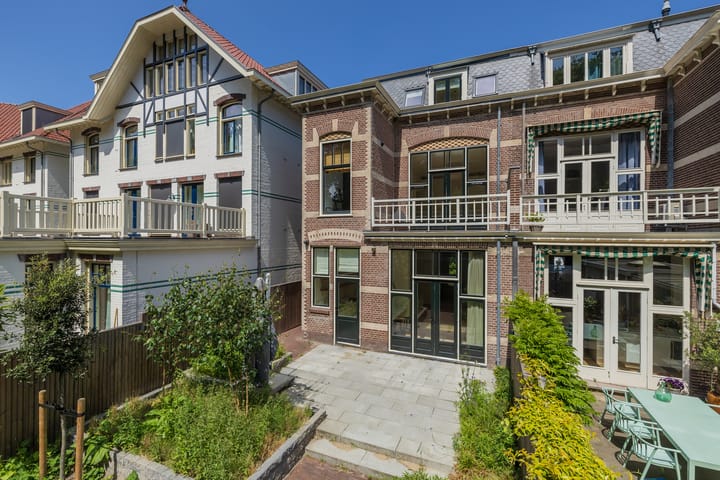 Photo 44 of Wilhelminapark 31