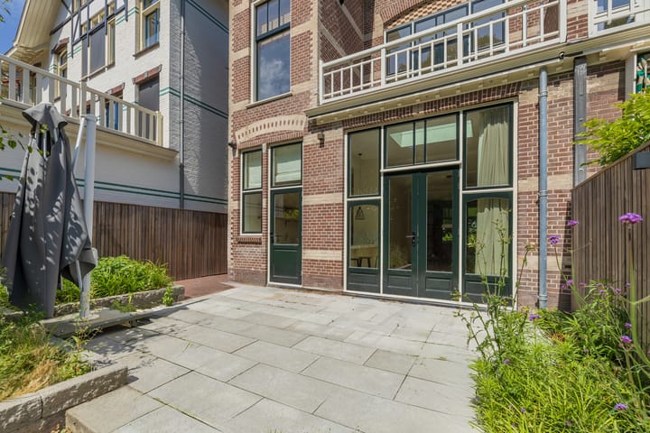 Photo 46 of Wilhelminapark 31