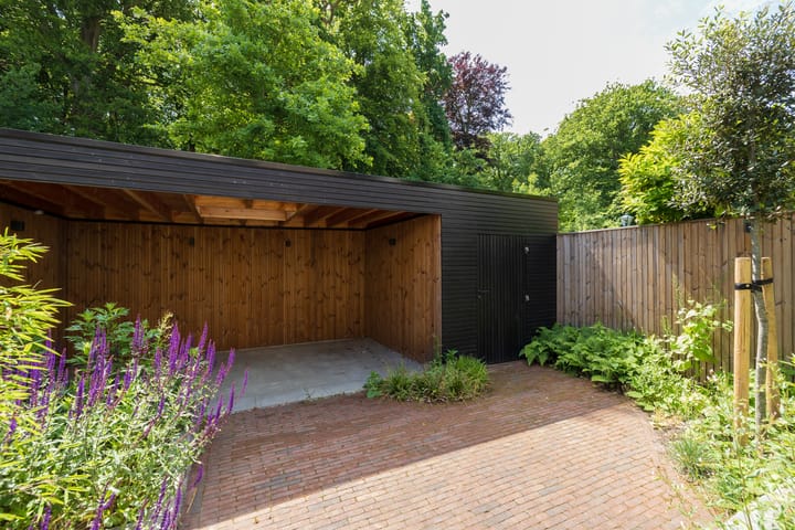 Photo 47 of Wilhelminapark 31