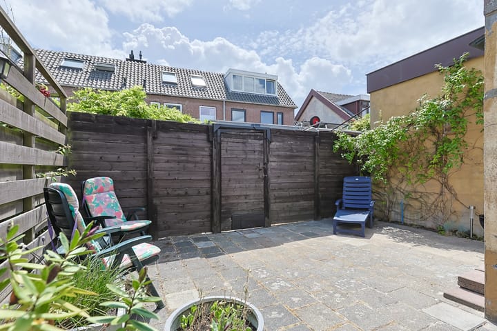 Photo 41 of Willemstraat 1-B