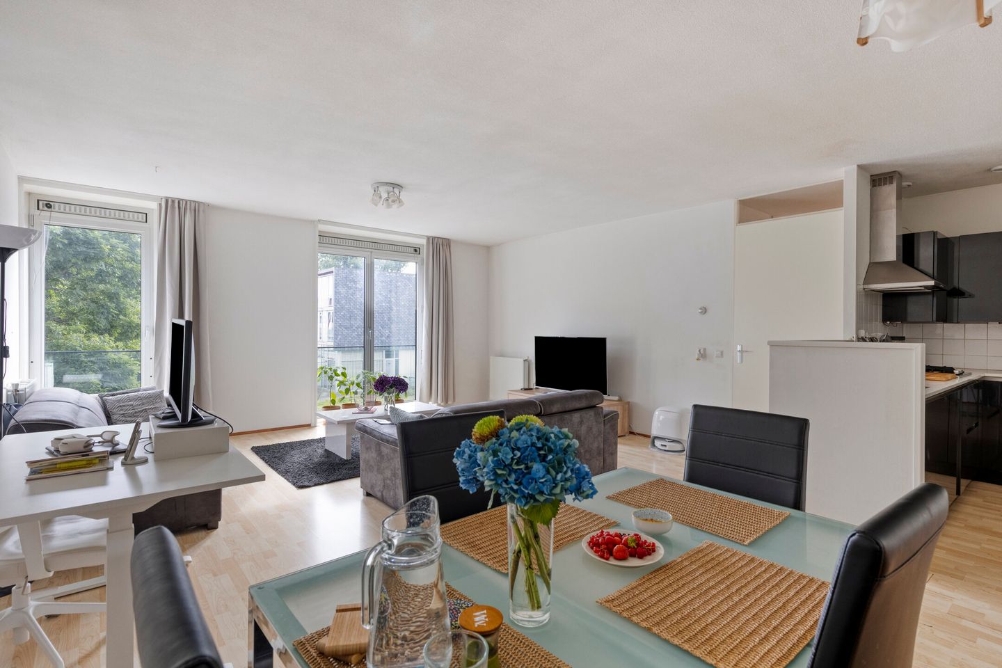 Foto 14 van Osdorper Ban 573