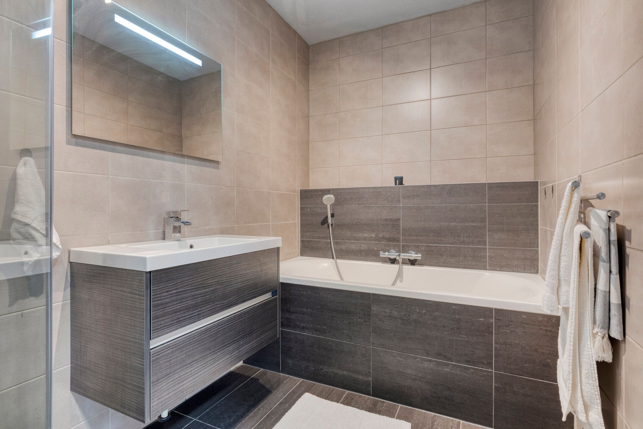 Foto 21 van Osdorper Ban 573