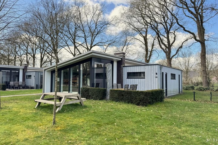 Photo 3 of Dwarsweg 73-A3