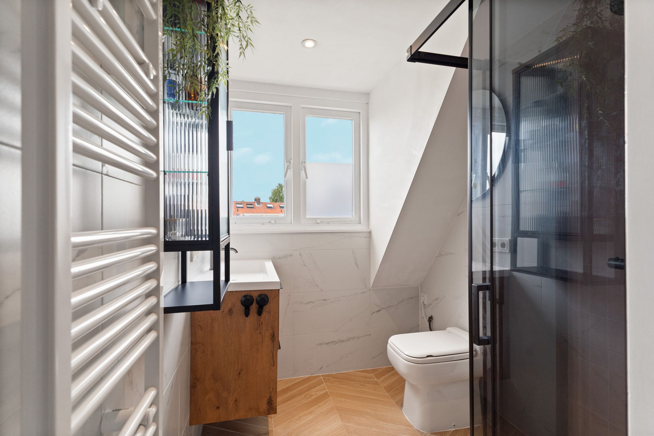 Foto 27 van Veeteeltstraat 70-B