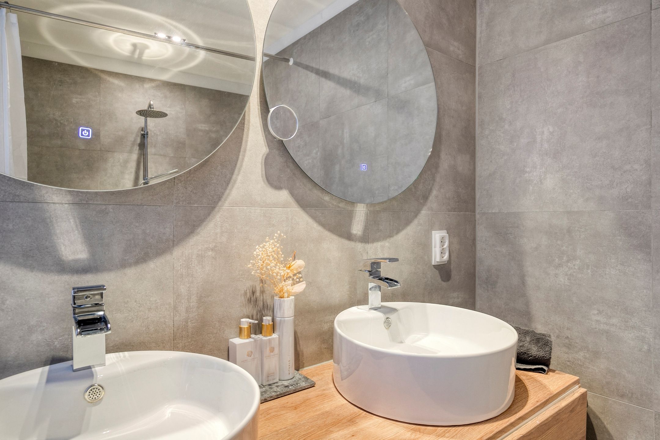 Foto 15 van Sint Laurensstraat 7-C