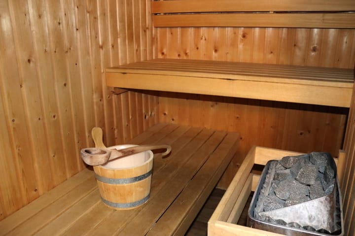 Photo 42 of Zwembadweg 2-W108