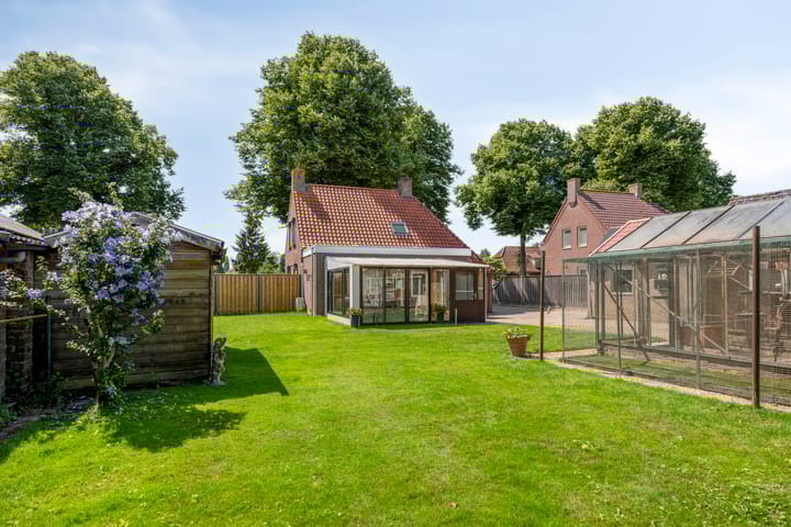 Foto 2 van Pastoor van Hapertstraat 31