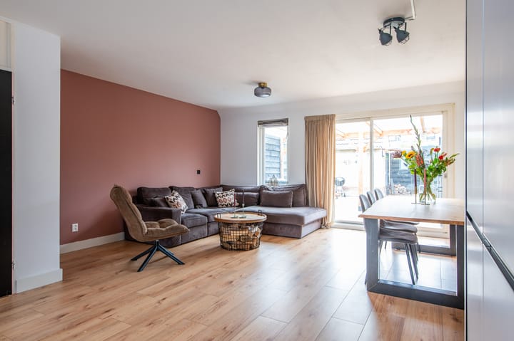 Foto 4 van Kleine Boterbloem 11