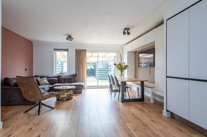 Foto 13 van Kleine Boterbloem 11