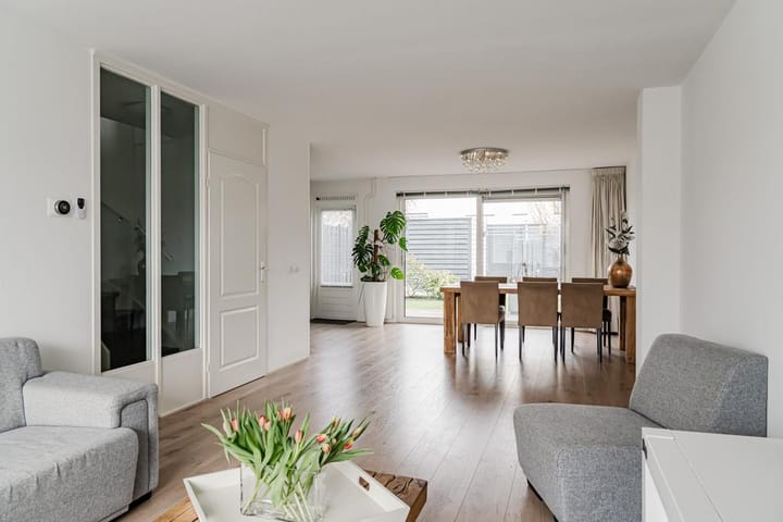 Photo 4 of Reina Prinsen Geerligsdreef 57