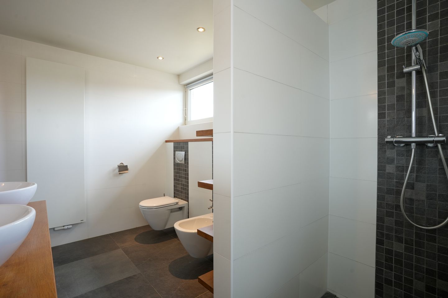 Photo 4 of Limburgerstraat 21