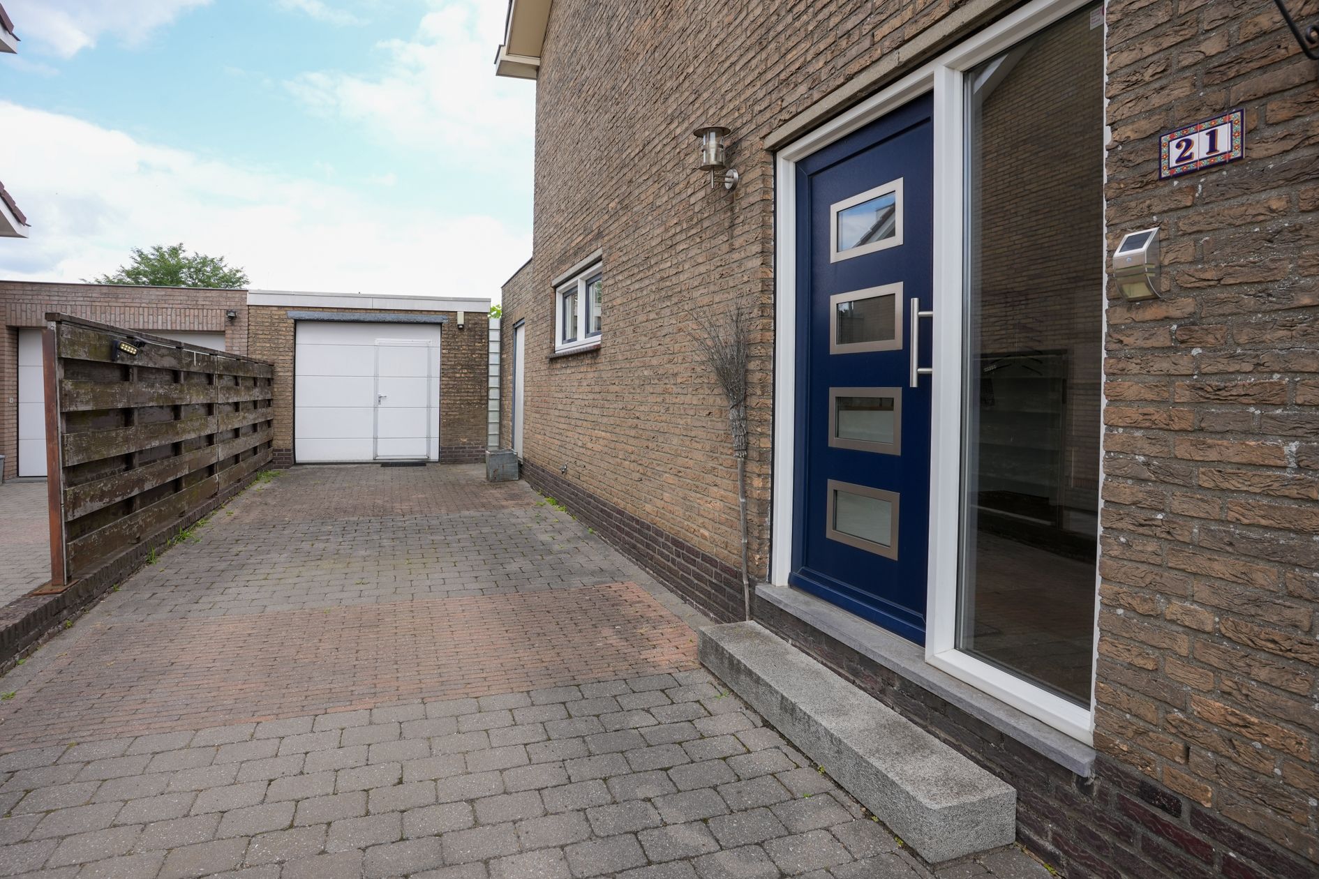 Photo 9 of Limburgerstraat 21