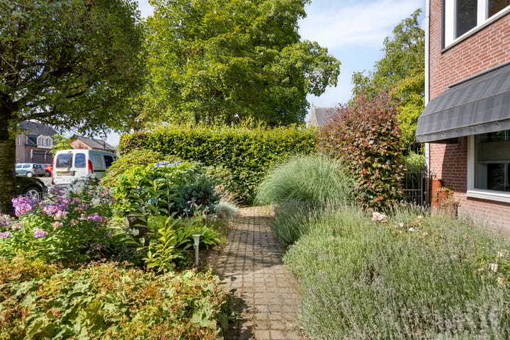 Photo 33 of Eindhovenseweg 34