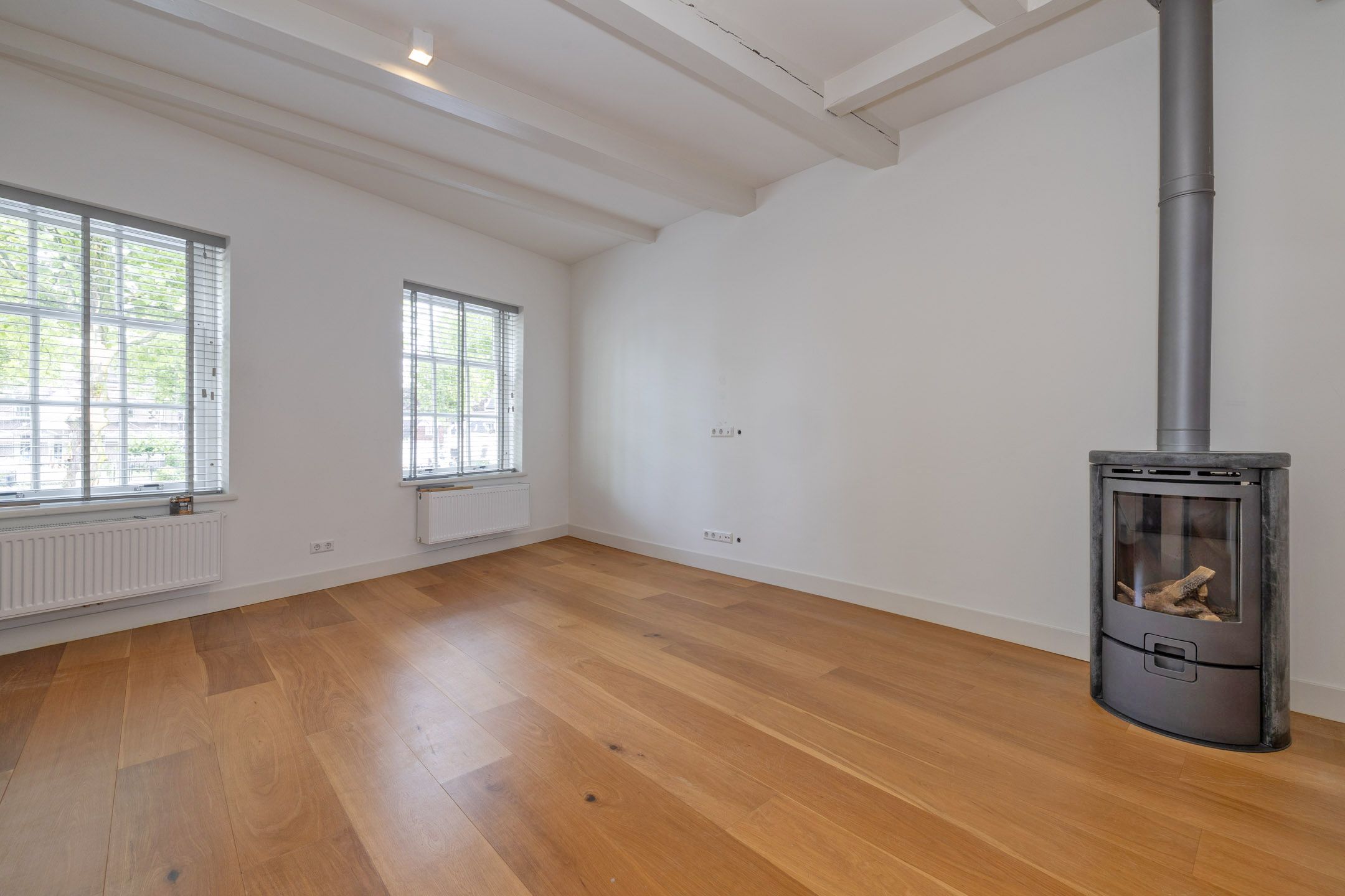 Photo 9 of Achteromstraat 27
