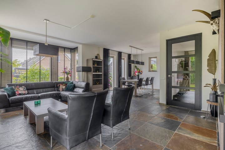 Foto 3 van Schoolerve 13