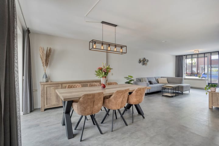 Foto 2 van Roggehegge 57