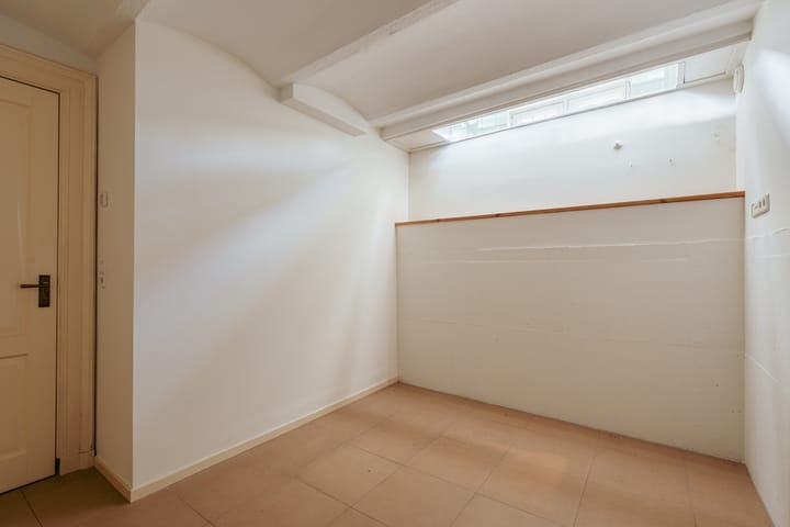 Foto 47 van Van Breestraat 14