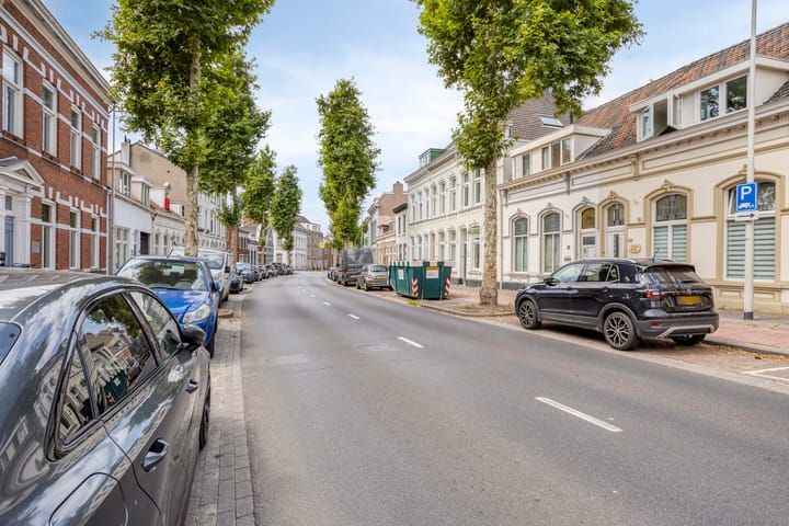 Photo 8 of Auvergnestraat 19