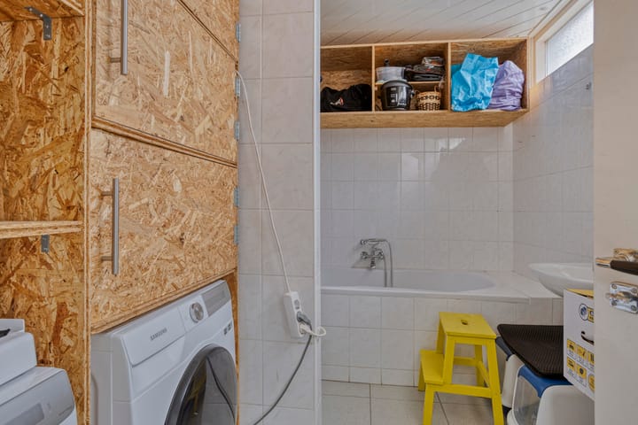 Photo 18 of Auvergnestraat 19