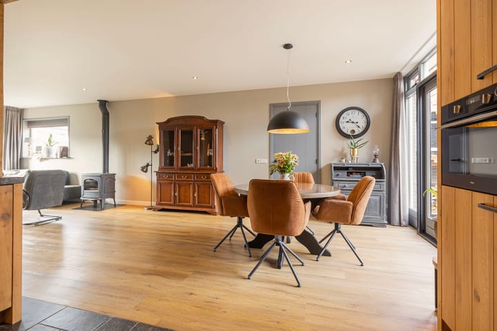 Foto 14 van Leeuweriklaan 24