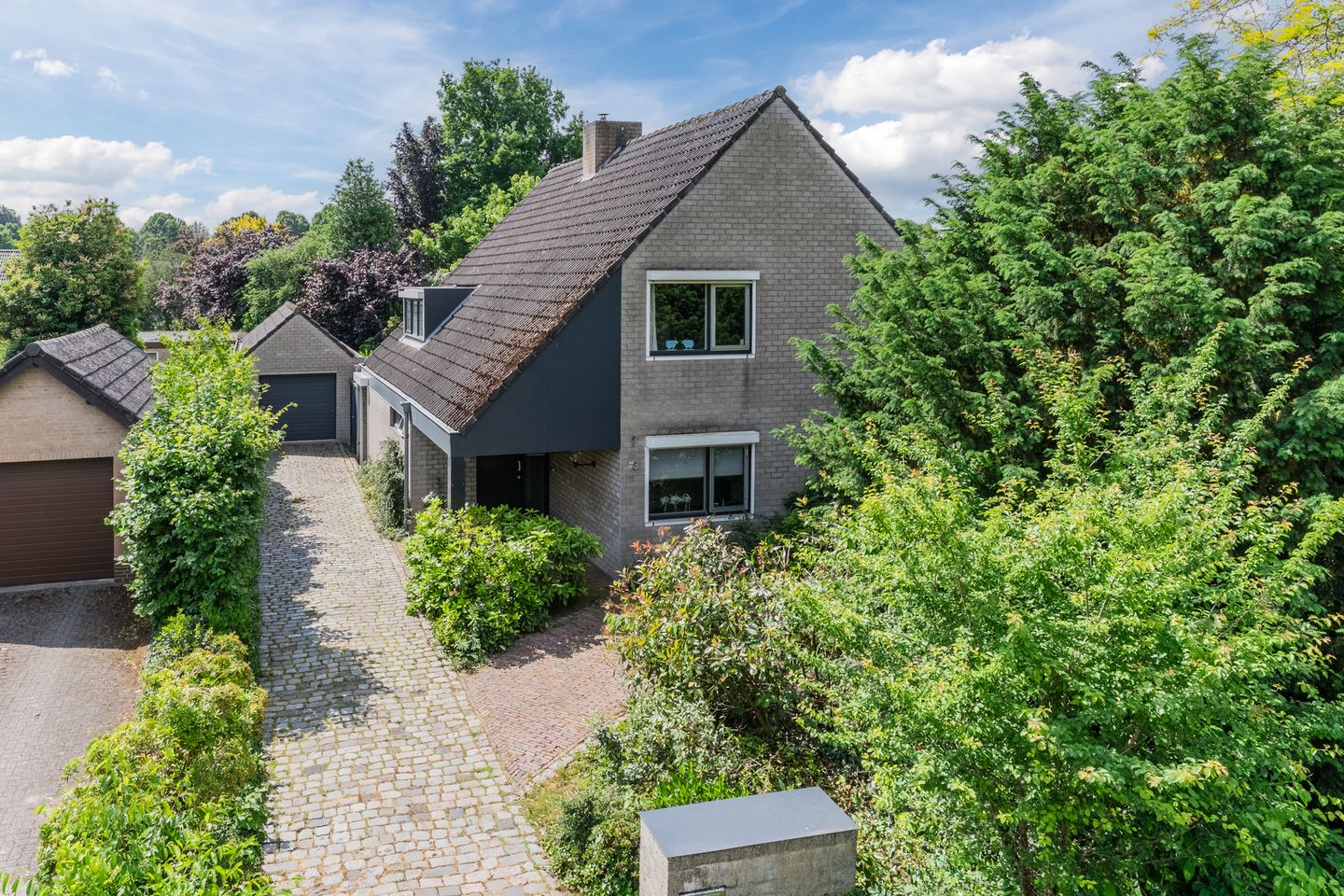 Foto 1 van Hendrik van Herenthalslaan 3