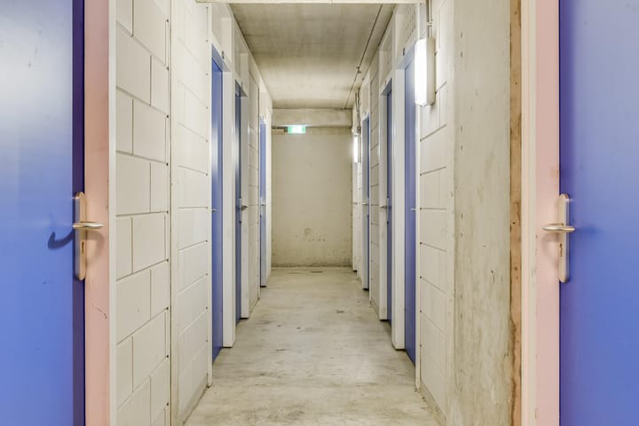 Photo 22 of Draaiom 48