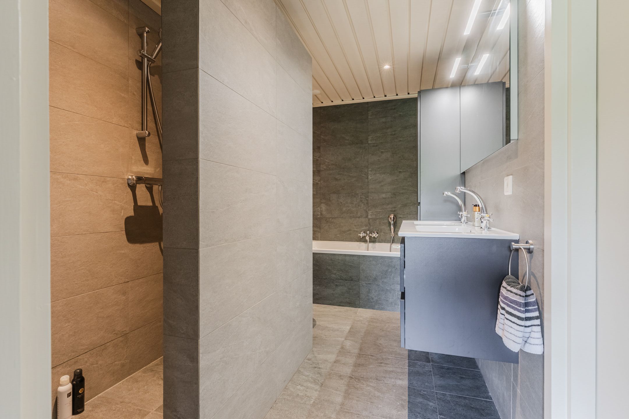 Foto 27 van Hendrik van Herenthalslaan 3