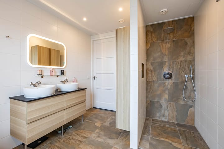 Foto 71 van Oude Merenweg 10