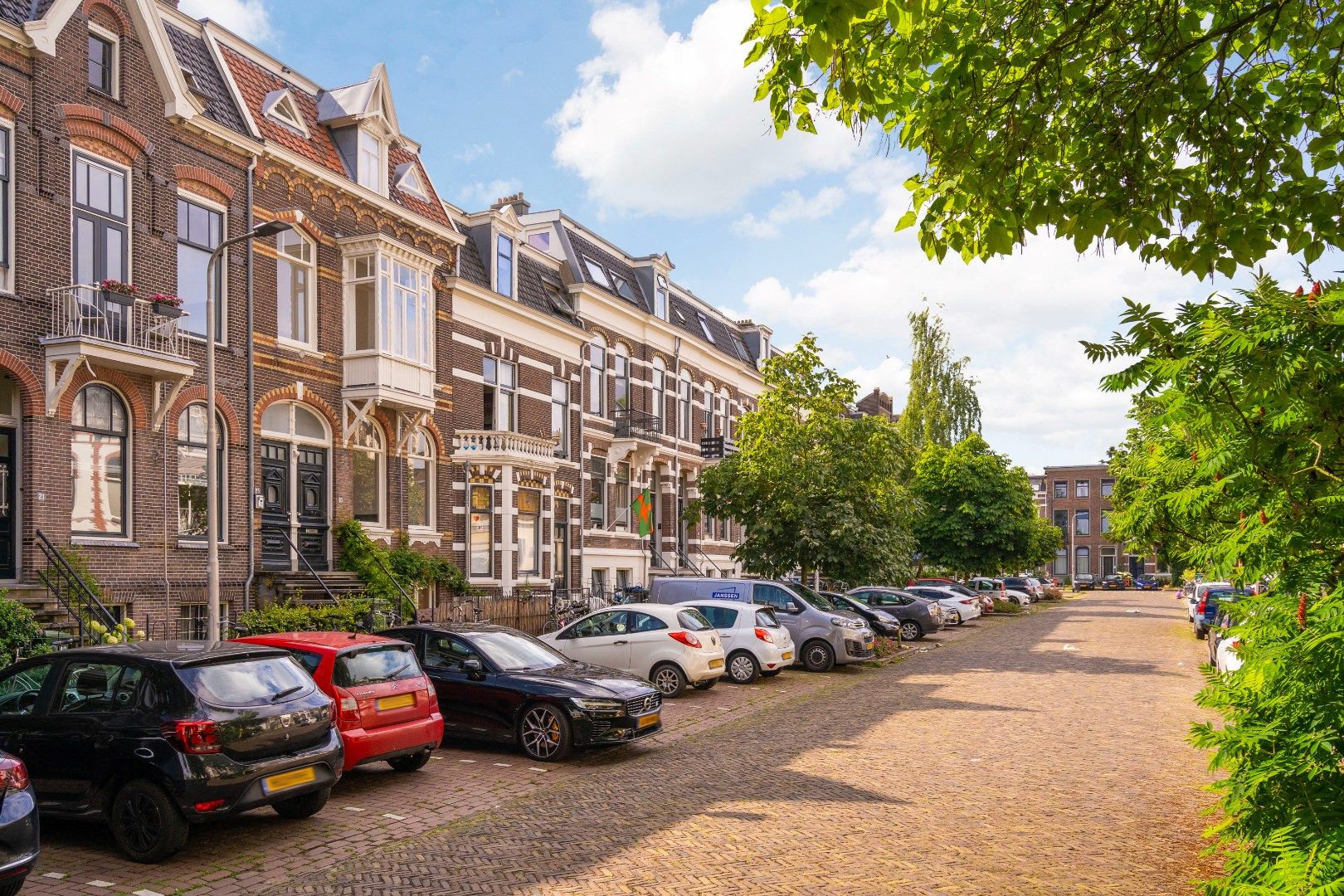 Photo 24 of Pontanusstraat 25