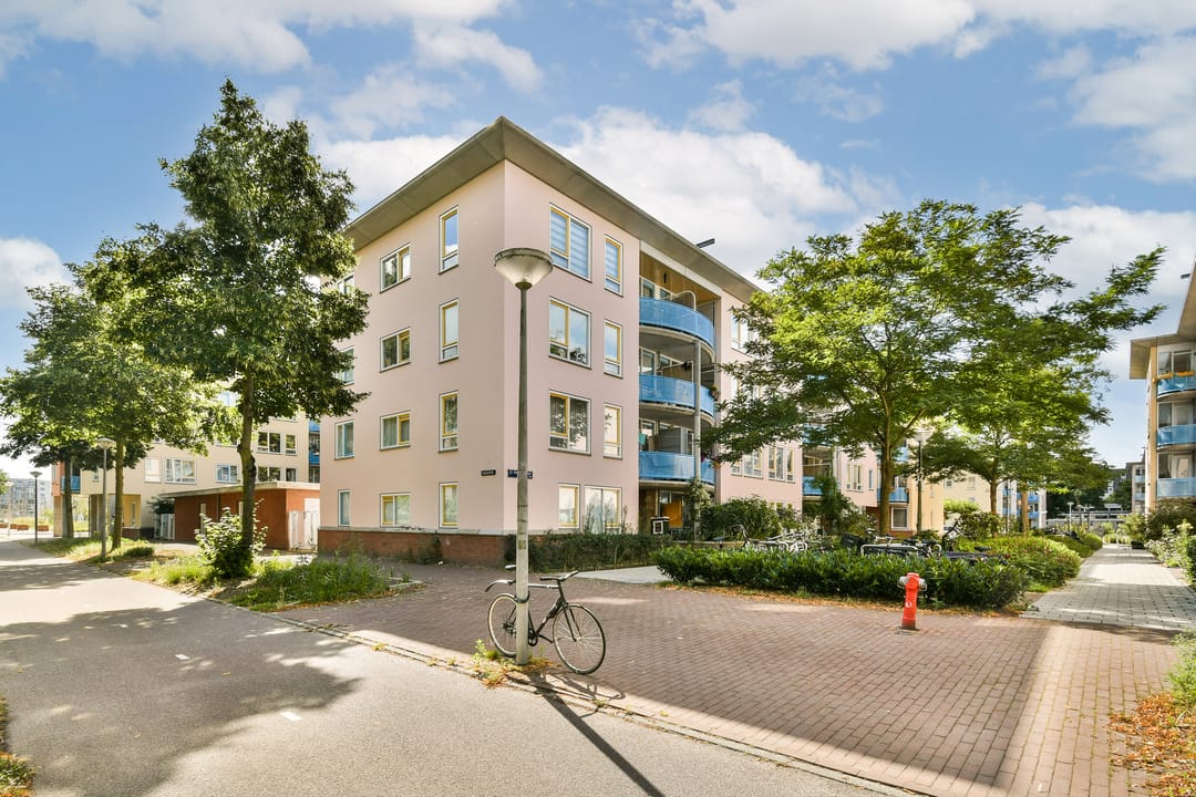 Photo 1 of J.C. van Epenstraat 84