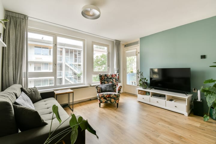 Foto 9 van J.C. van Epenstraat 84